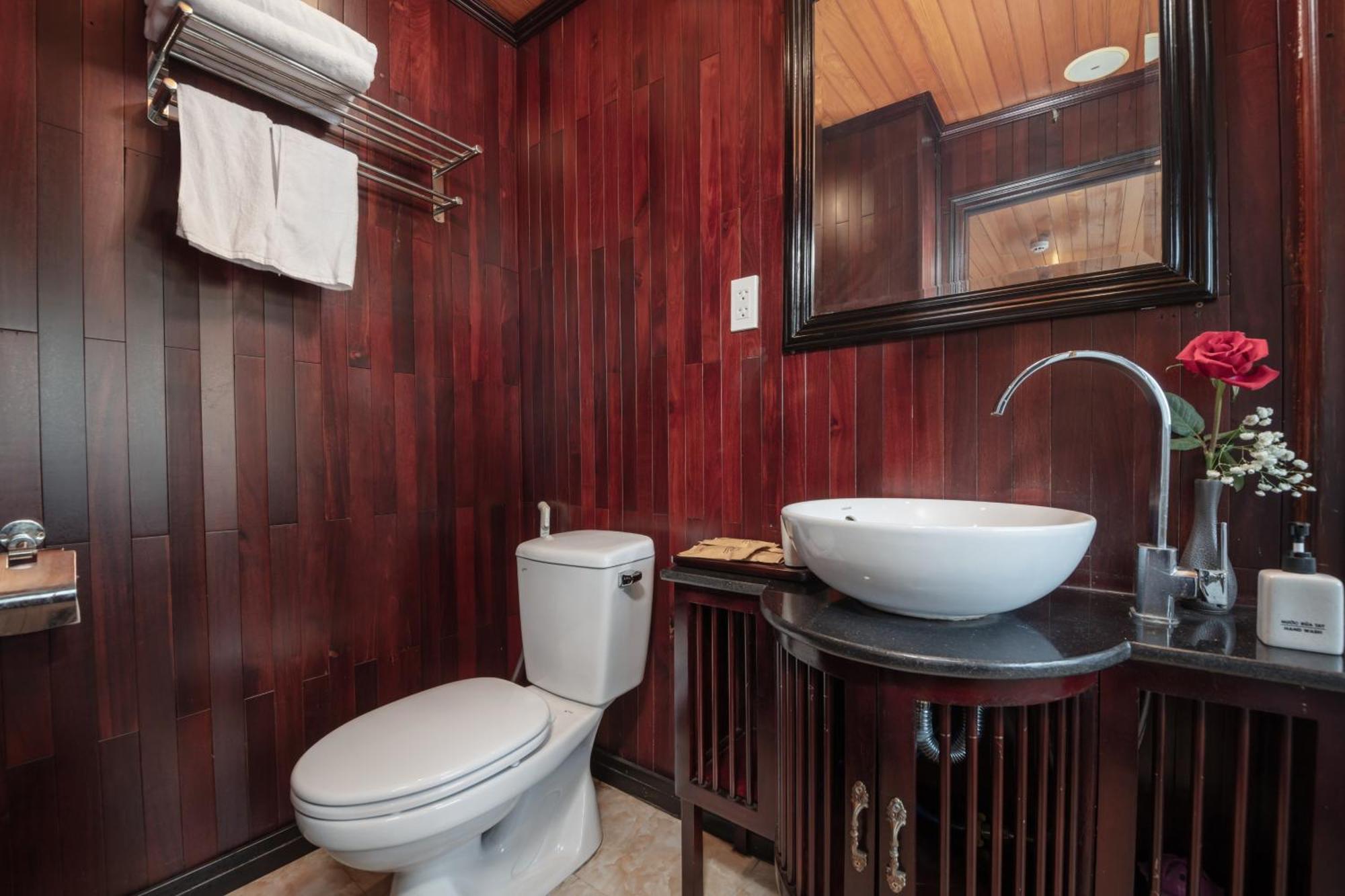 Ruby Cruise Otel Ha Long Dış mekan fotoğraf