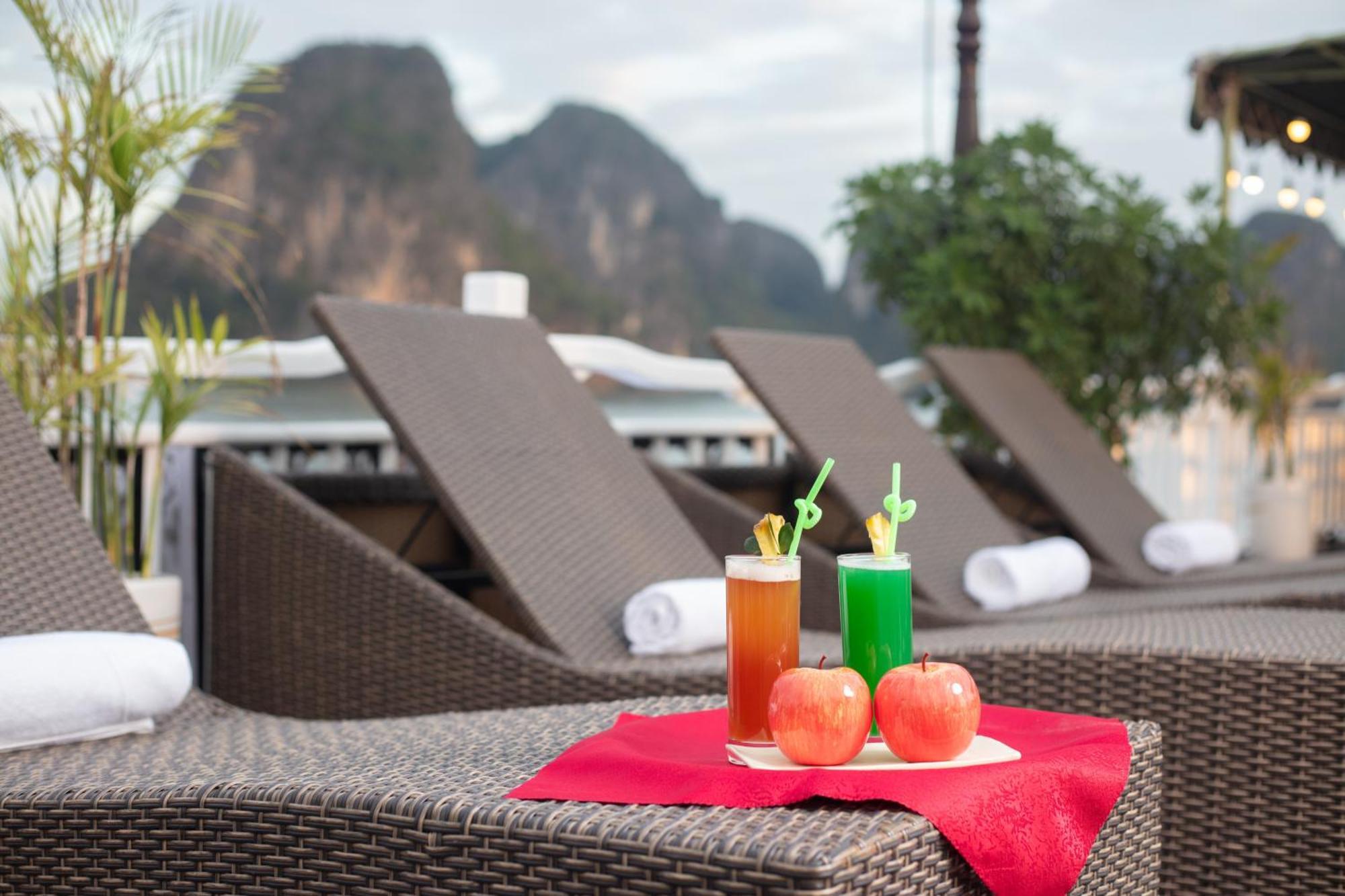 Ruby Cruise Otel Ha Long Dış mekan fotoğraf