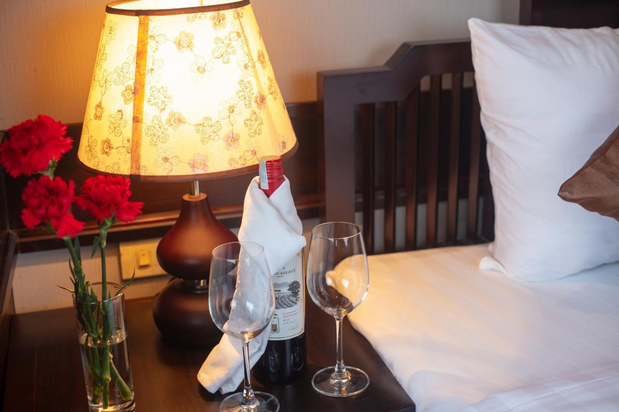 Ruby Cruise Otel Ha Long Dış mekan fotoğraf