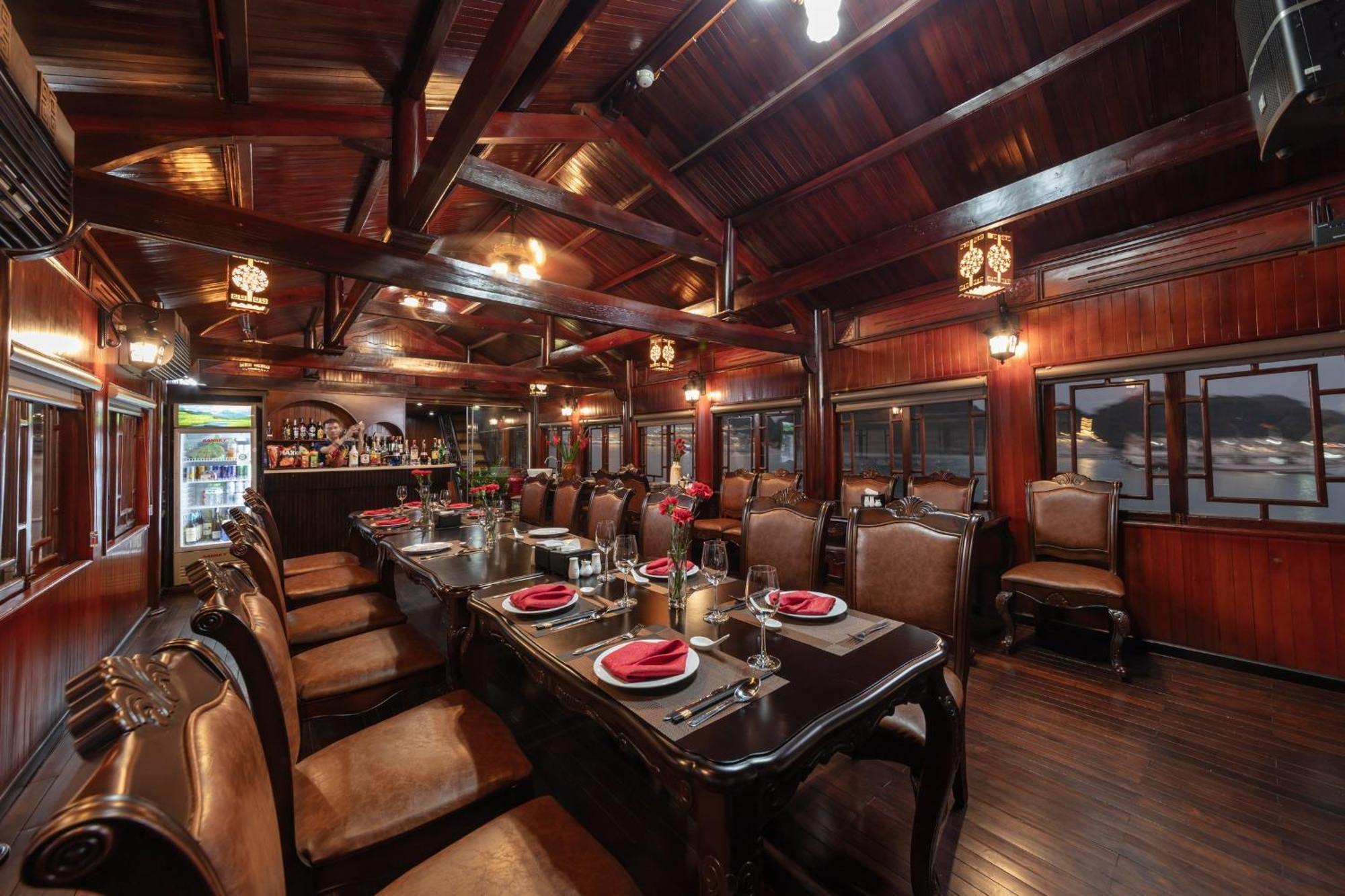 Ruby Cruise Otel Ha Long Dış mekan fotoğraf