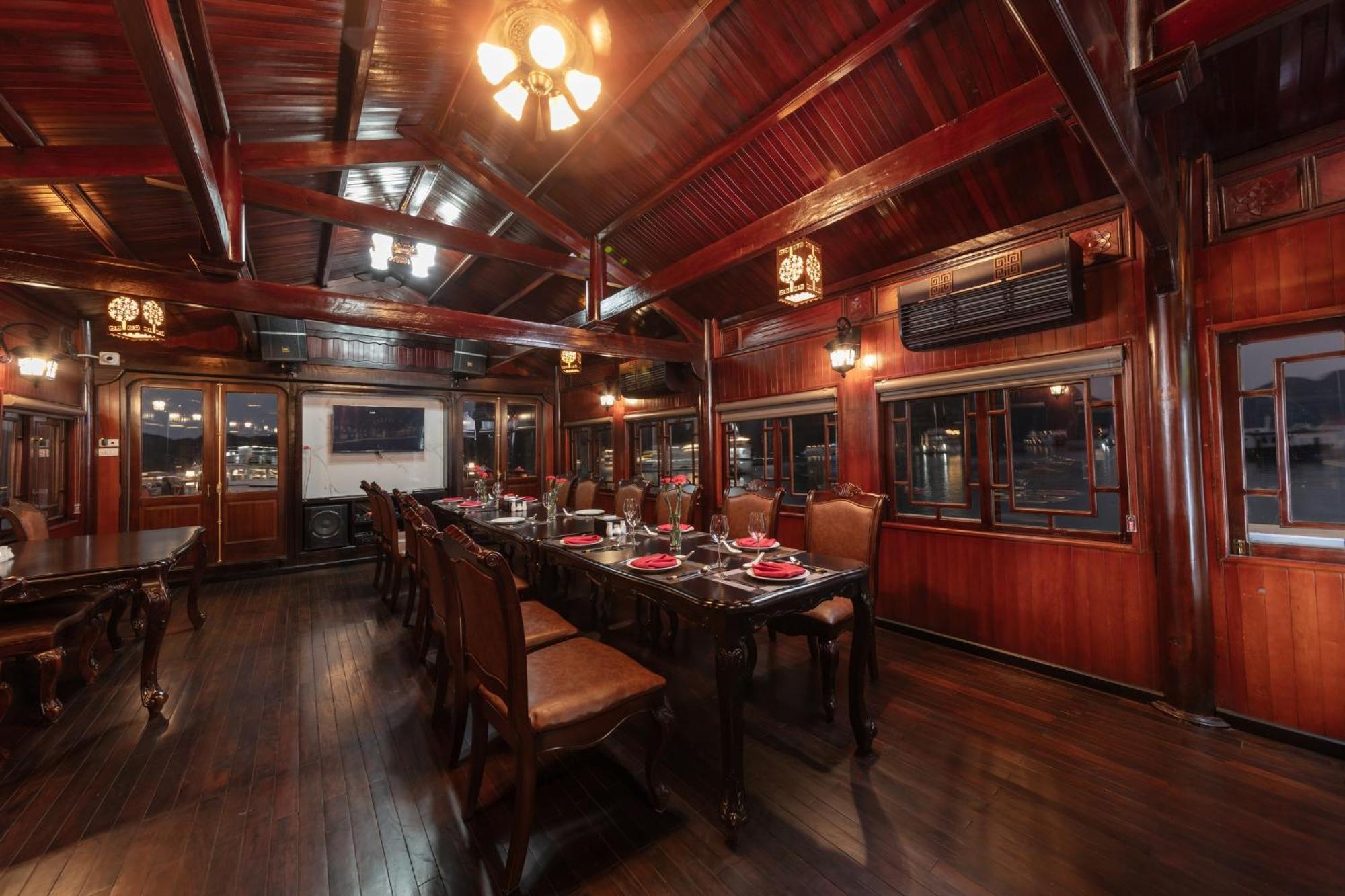 Ruby Cruise Otel Ha Long Dış mekan fotoğraf