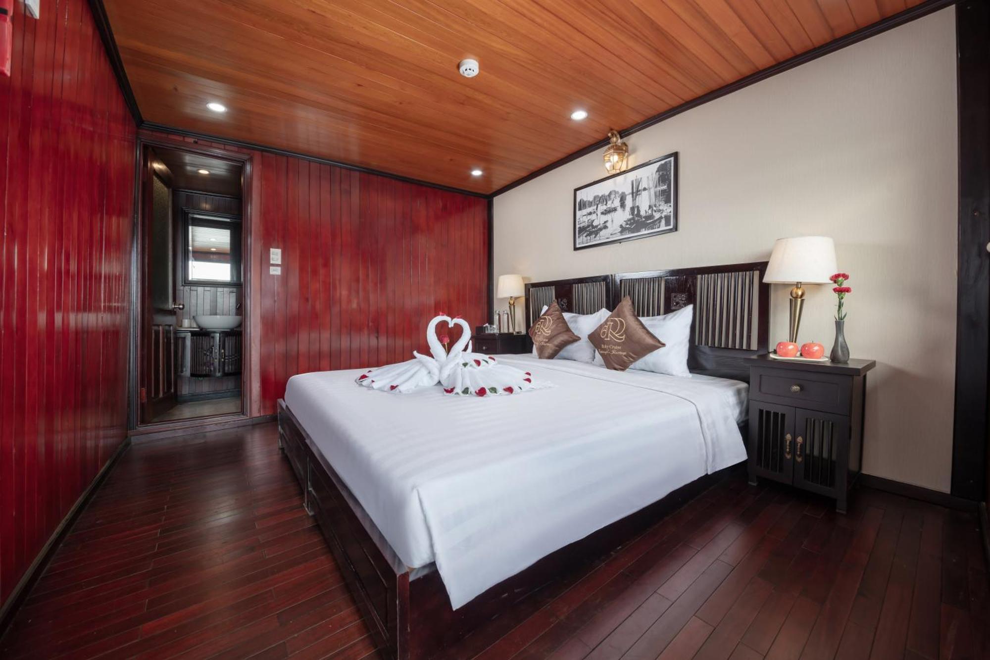 Ruby Cruise Otel Ha Long Dış mekan fotoğraf